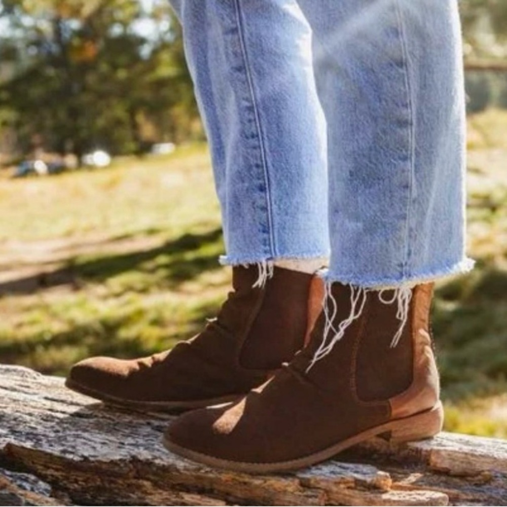 ROAN by Bed Stu MADDIE Brown Suede Leather Chelsea Boots! Hand Finished Sz 9 - Picture 2 of 9